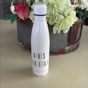 White Après Pickleball Water Bottle